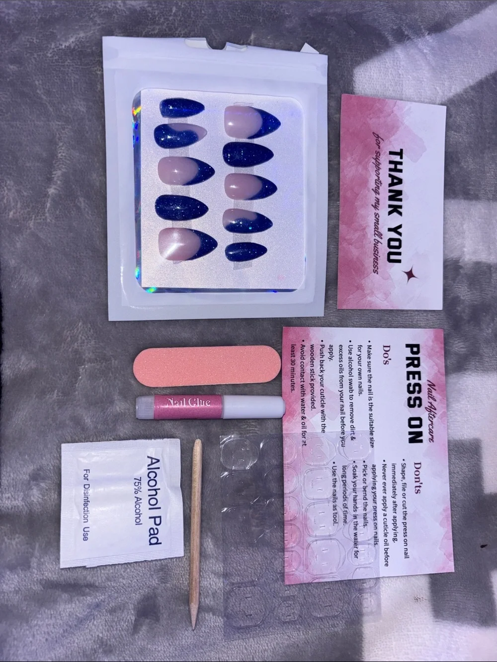 Press-On Nail Set - Blue and Nude Glitter Accent